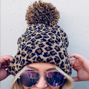 Pom Pom Soft Leopard Beanie